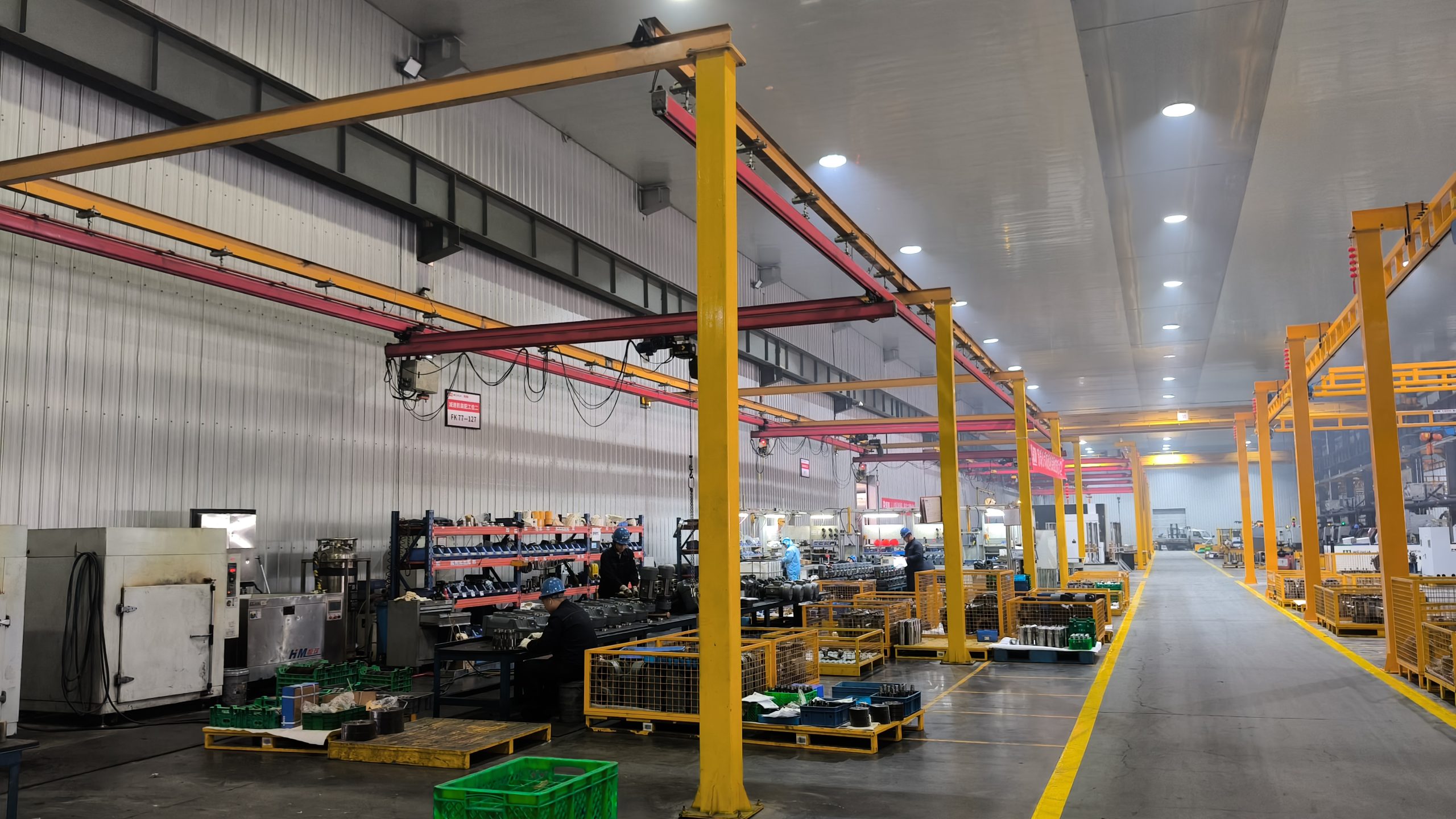KBK Overhead Crane Guide: Structure, Benefits & 4 Applications 1 e265807b8b4b0b5a60dda7948119c4bf scaled